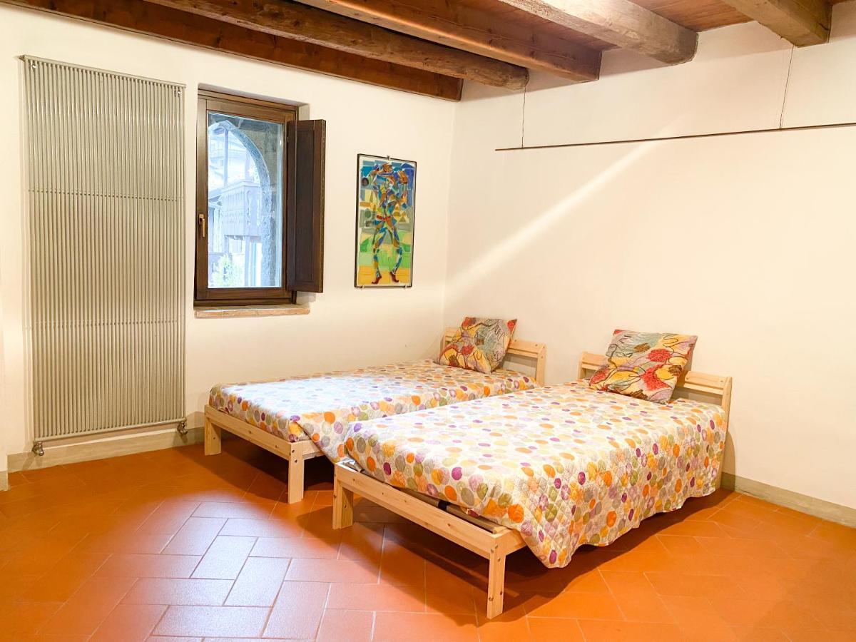 Casa Vacanze Di Arlecchino Сан Джовани Бианко Екстериор снимка