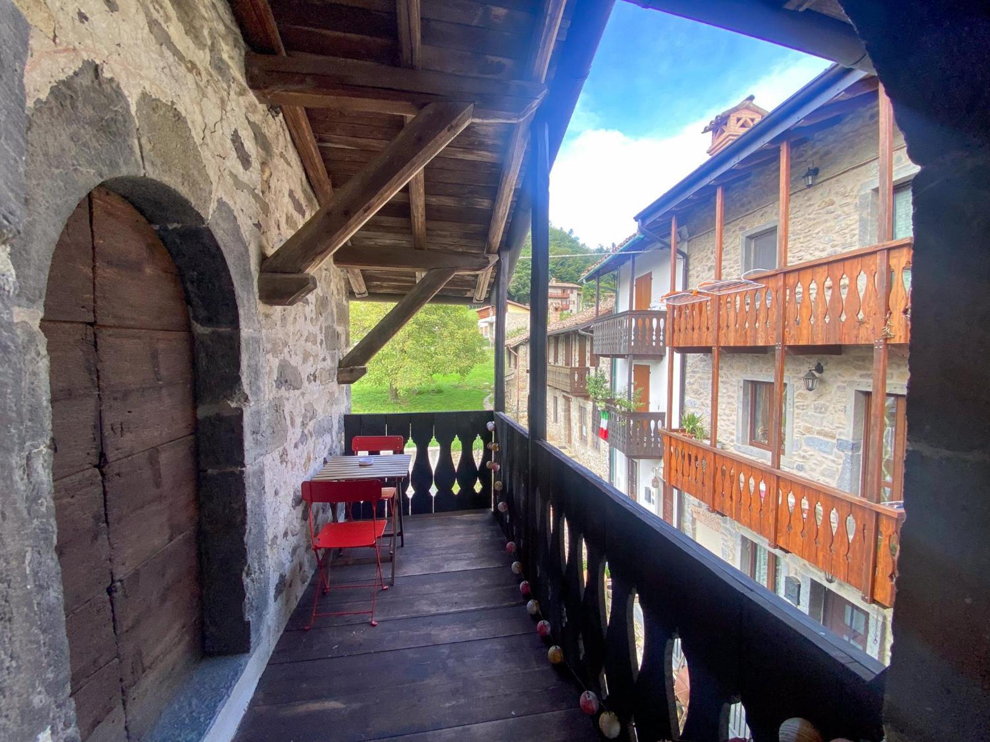 Casa Vacanze Di Arlecchino Сан Джовани Бианко Екстериор снимка